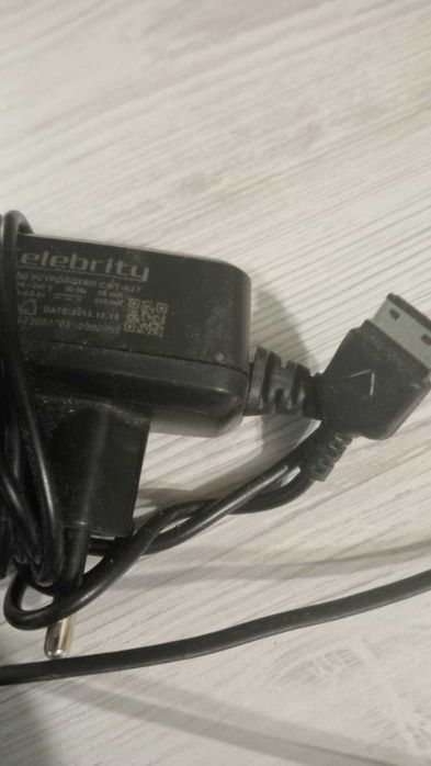 зарядки на телефон.