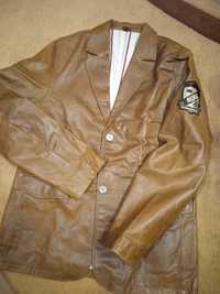 Пиджак мужской кожаный и рубашка.