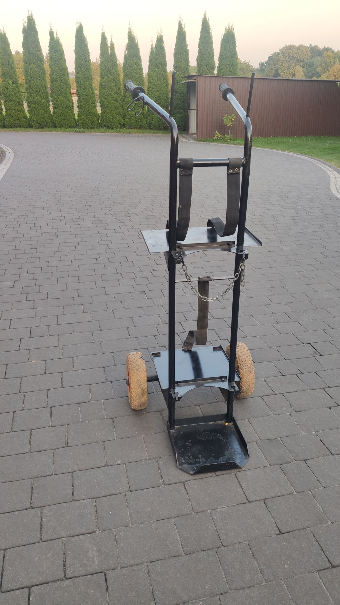 Wózek transportowy na spawarkę i osprzęt