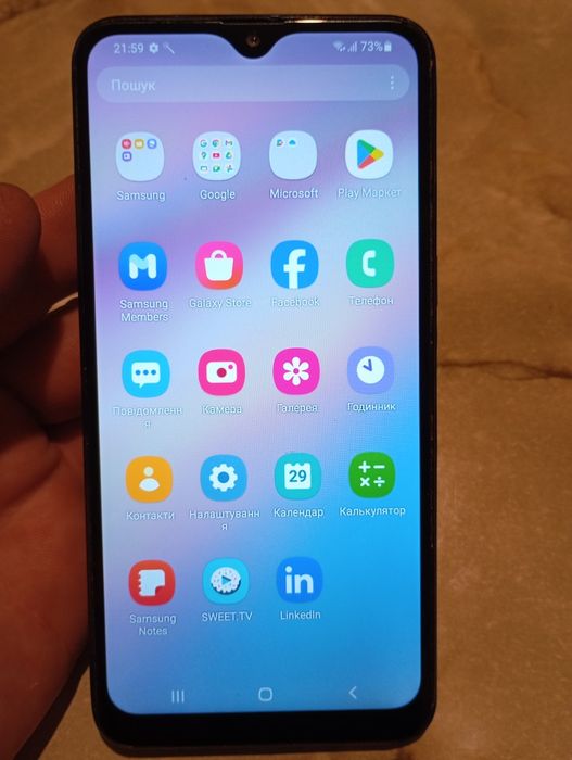 Продається телефон Samsung A40