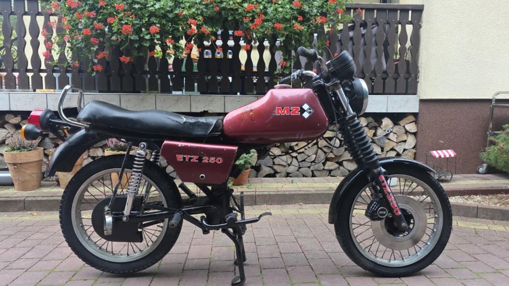 Mz etz 250 motocykl rama dostawa do domu nie Simson jawa