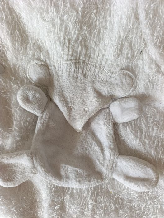 Продам детский вещи , зимняя шапка, костюм,человечек ,размер 3-6 мес