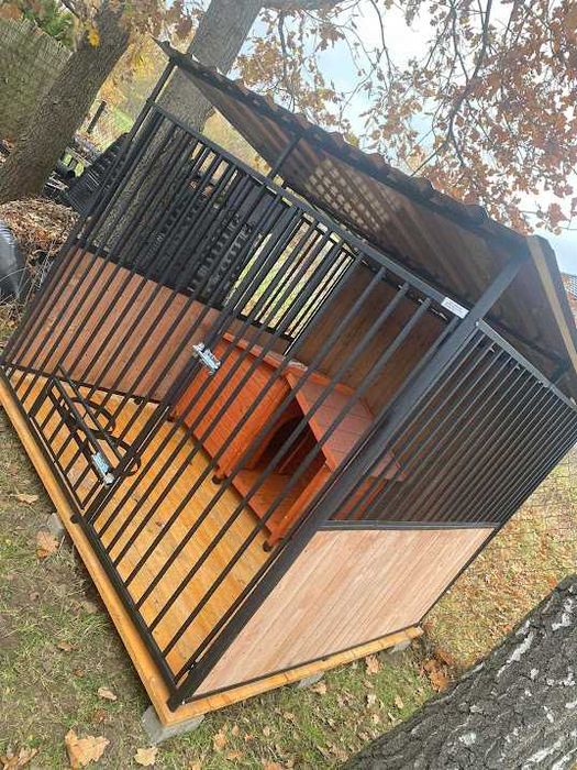 Kojce klatki schowki