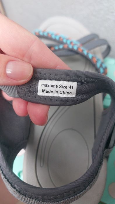 Жіночі босоніжки