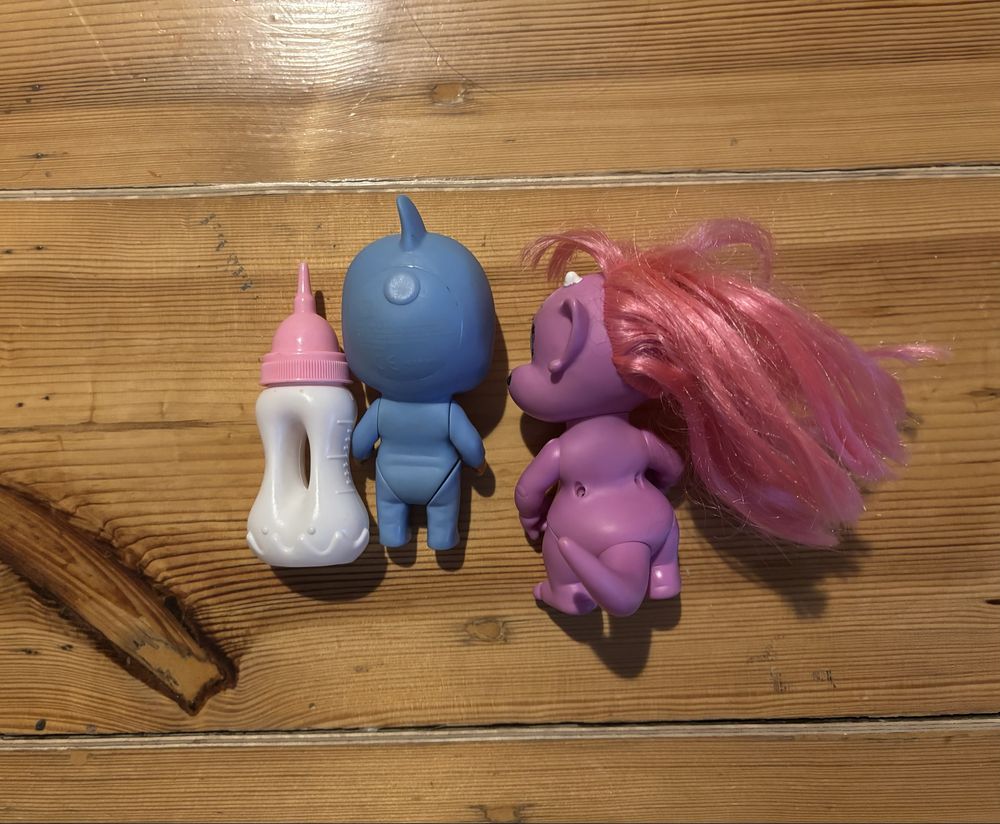 Lalka bobas baby shark zestaw dinozaur troll