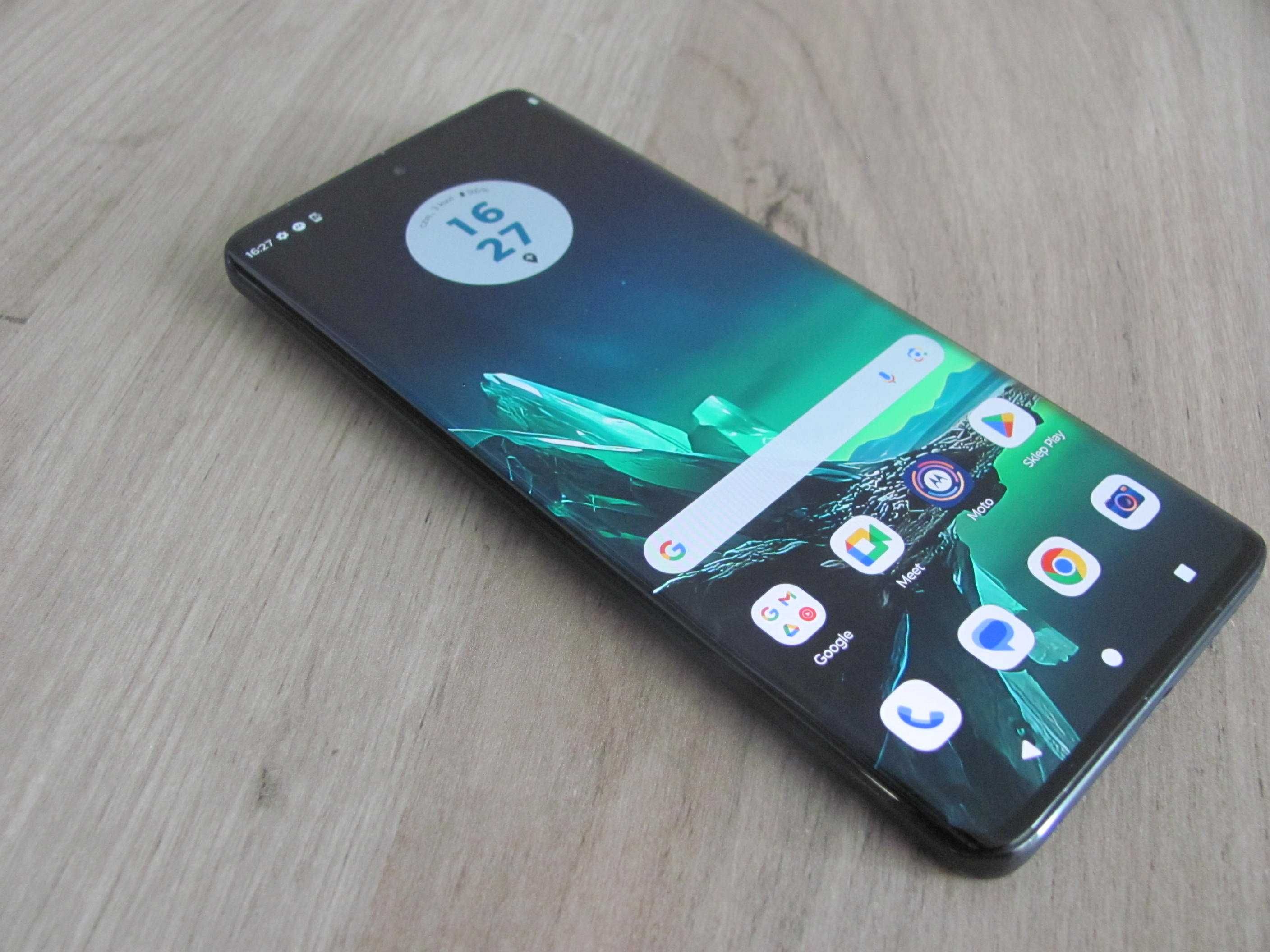 Motorola Edge 40 Neo 5G 12/256GB 6,5'' 144Hz
