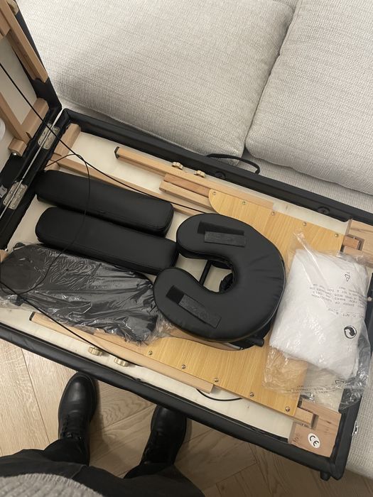 Stół do masażu, laminacji rzęs