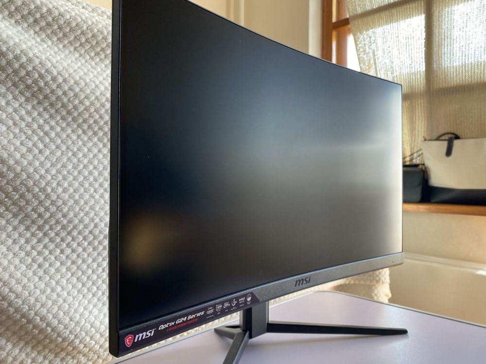 Монитор MSI Optix G24C4 Black
