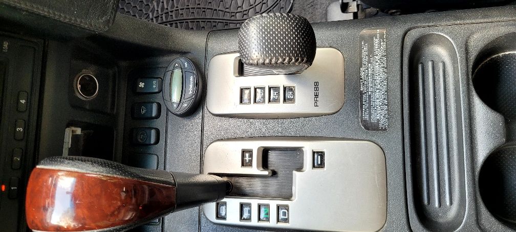 Mitsubishi Pajero 3  3.2DiD 7 osób
