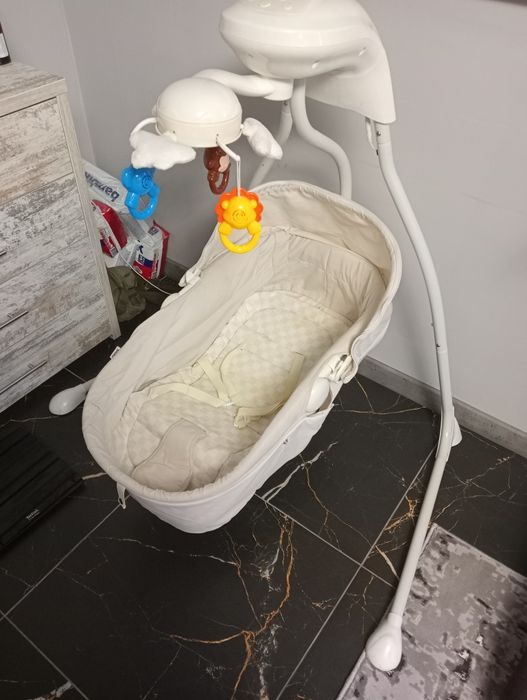 Детская кроватка-колибель