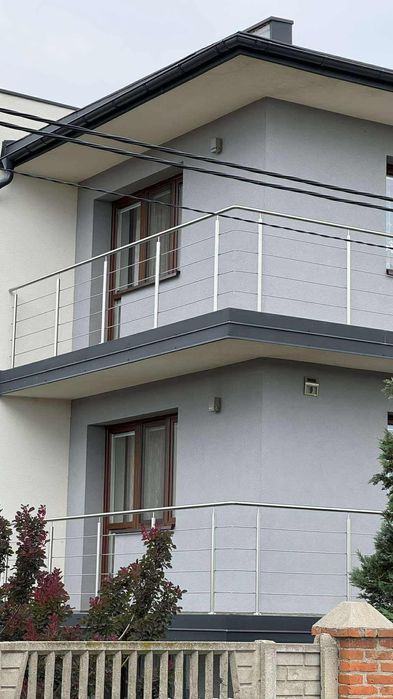 Balustrady nierdzewne podjazdy dla osób niepełnosprawnych