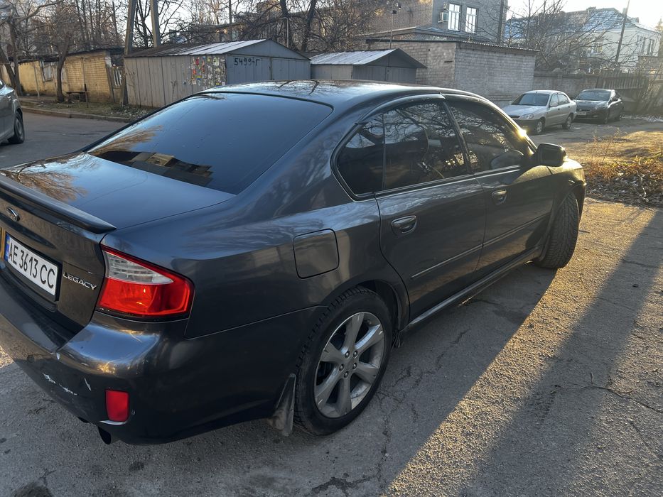 Субару легаси2008