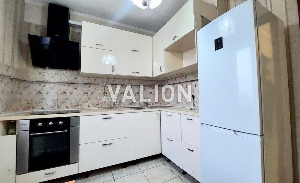Продаж 2к квартири вул Лятошинського 18 Голосіївський р-н правий берег