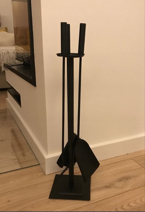 Przybory do kominka - szufelka, zmiotka, podgrzebacz - akcesoria