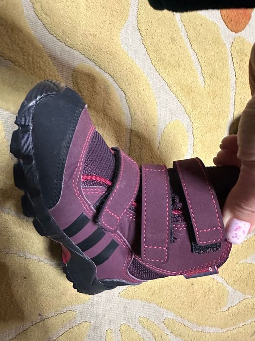 Ботинки адидас 26 р