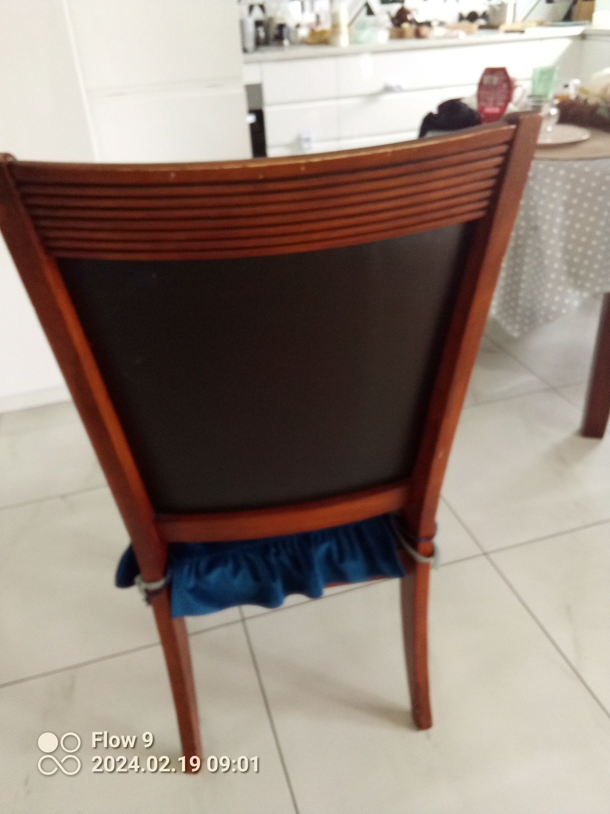Krzesło dębowe używane