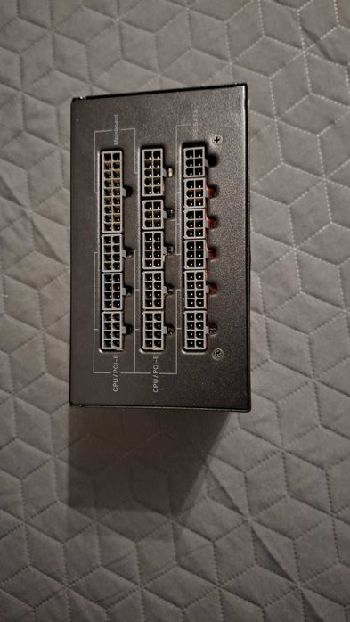 Zasilacz SilentiumPC Supremo FM2 Gold 750W – 80+ Gold, modularny