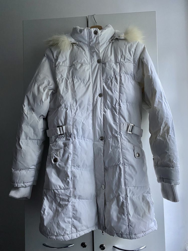 Зимняя белая куртка
