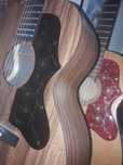 Plastik do gitary Gibson J200
