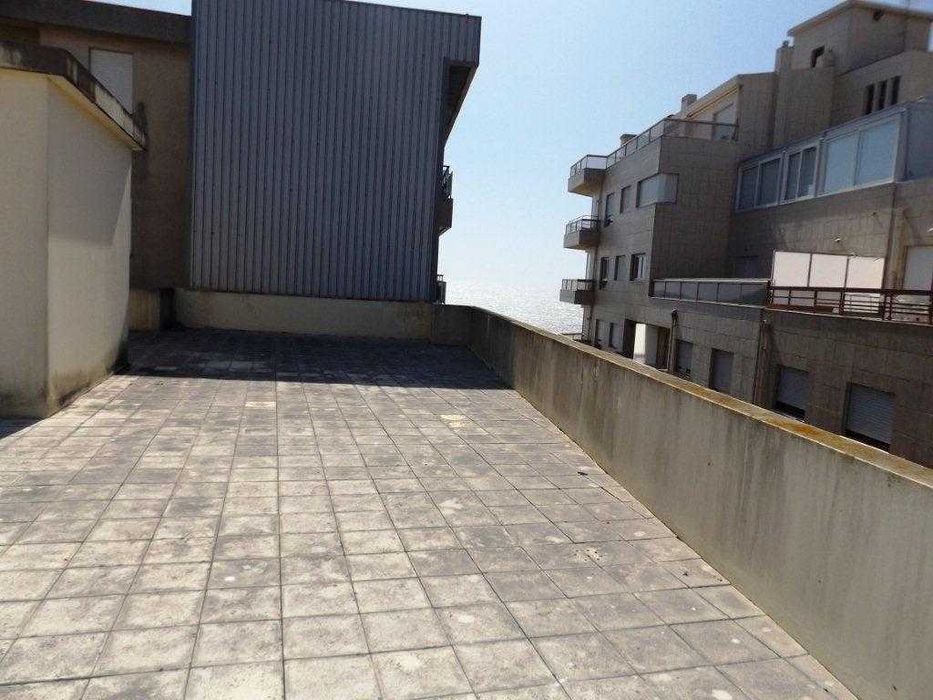 Apartamento T1 junto a Av.dos Banhos