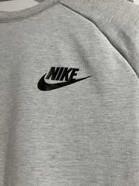 Bluza Nike chlopięca rozm S