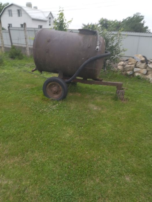 Продаю бочку каналізаційну до трактора