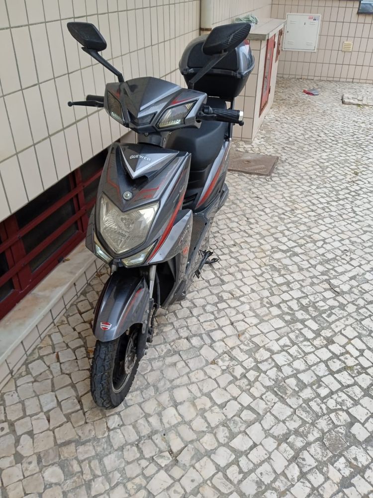 Mota elétrica como nova/pouco uso.