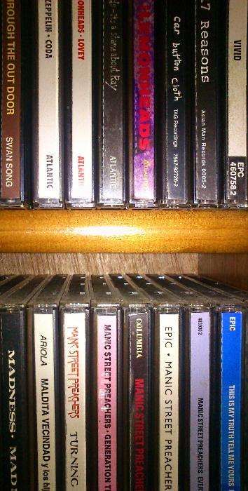 500 CDs rock, metal, punk, reggae, ska, funk, jazz, etc