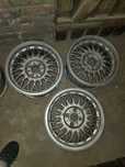 Felgi BBS Styling 15"   3 szt.   BMW E 30  wraz z deklami
