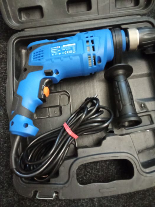 Дрель ударная Dexter 900id2.5