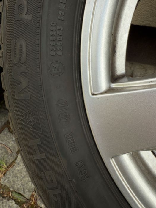 Koła ATT z oponami zimowymi Uniroyal 205/60 R16