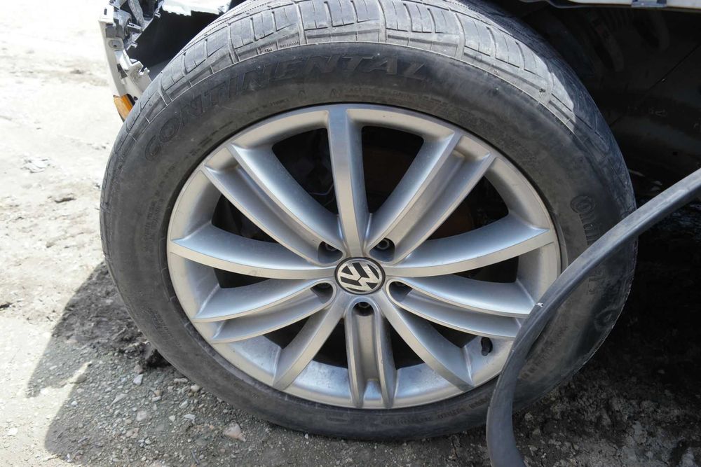 Фольцваген Тигуан 1 / VW Tiguan I шрот б/у USA розборка (двигун КПП)