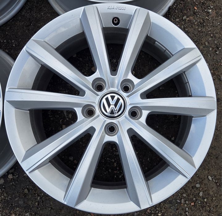 5 112 R17 Volkswagen Tiguan Passat Golf Jetta