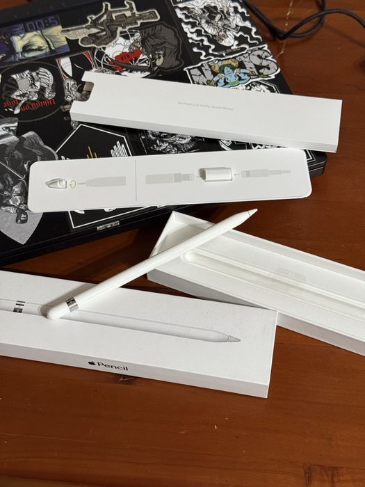 Планшет Ipad 7 Apple 32 гб бв та ручка IPencil