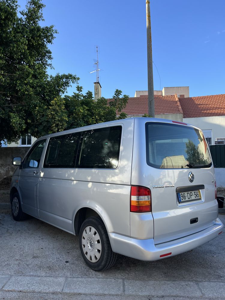 VW Transporter T5 6 Lugares 1.9 TDI