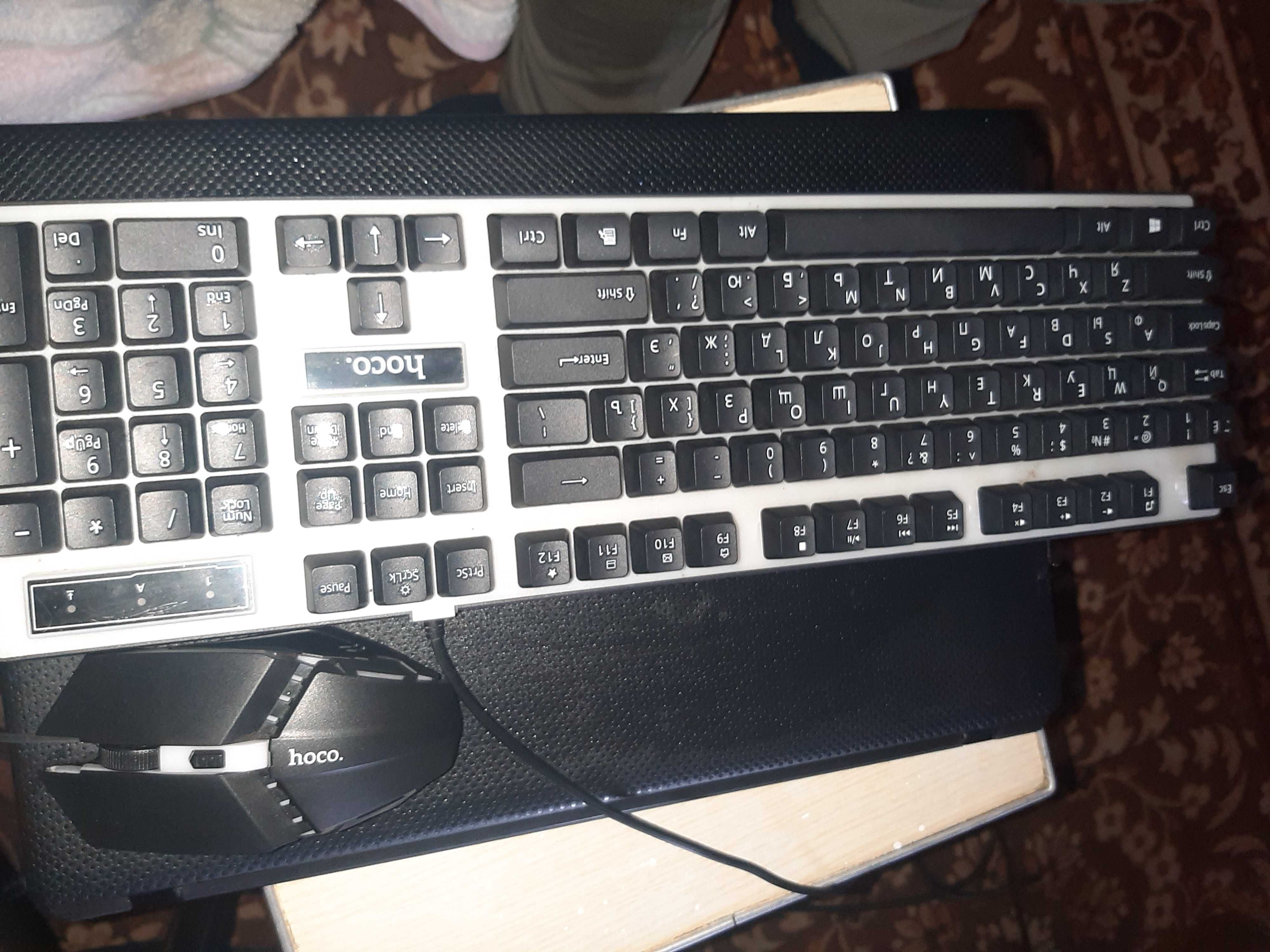 Ноутбук emachines плюс клавиатура и мышы фирма хоко