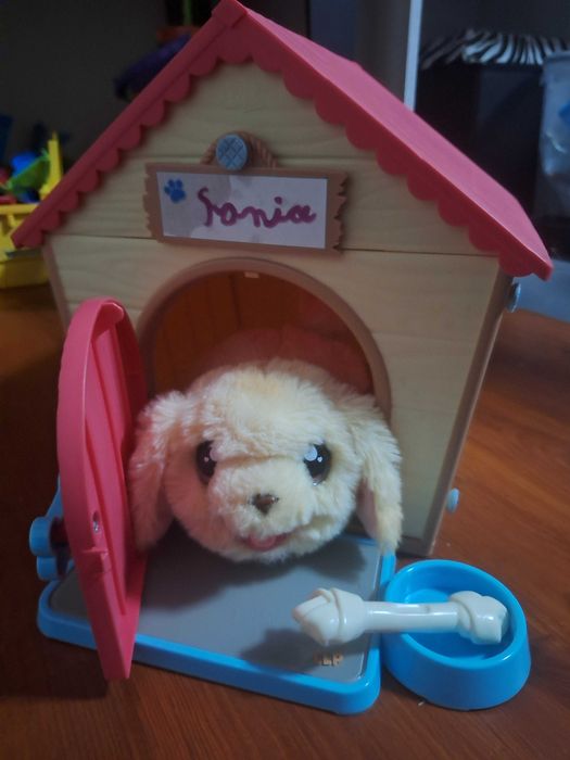 Piesek z budką Little Live Pets