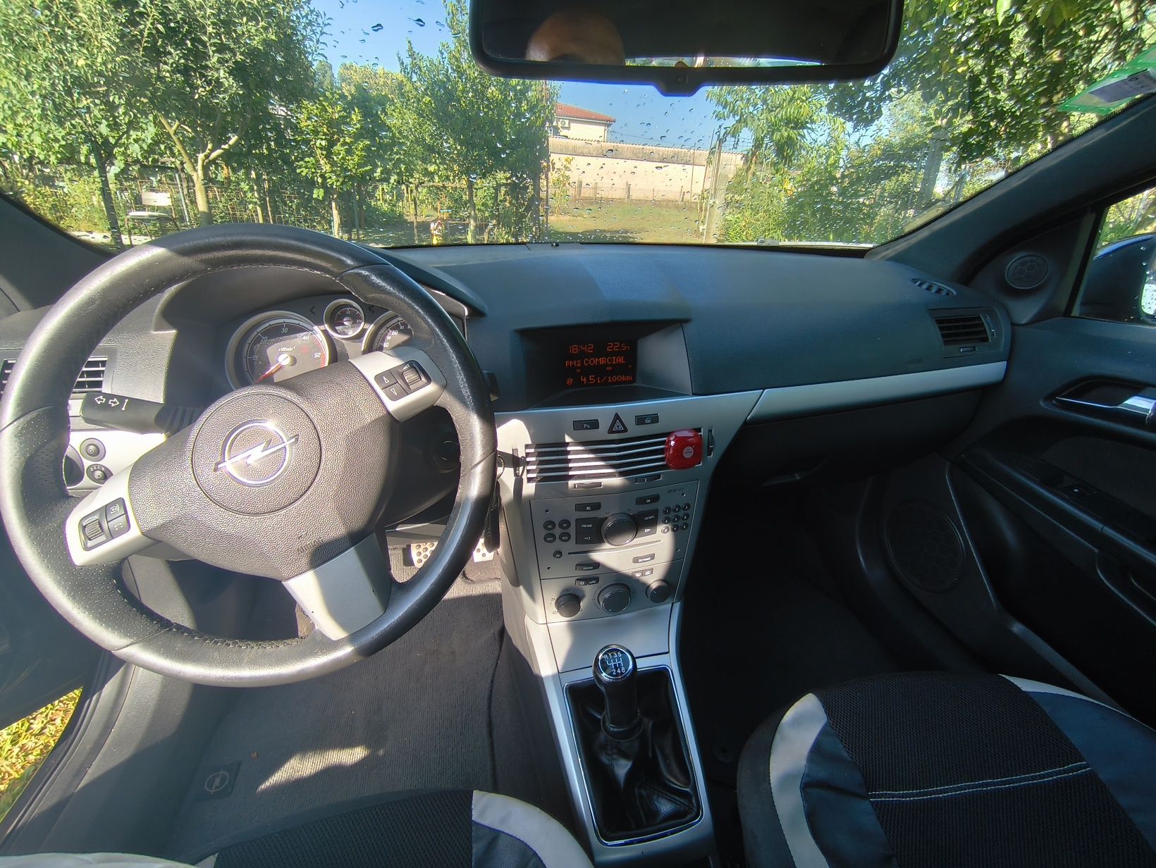 Opel Astra GTC CDTI