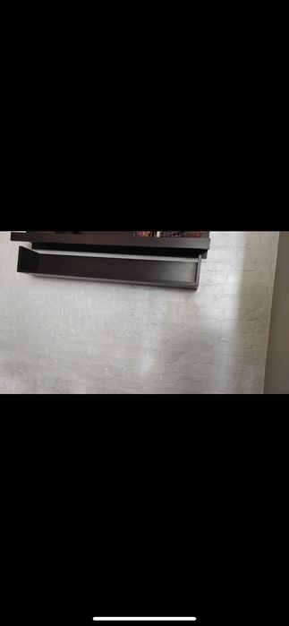 Продається підвісна полиця