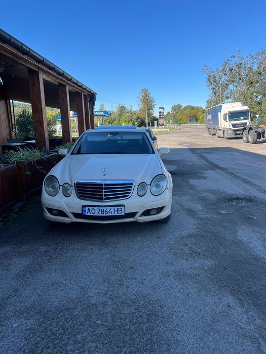 Mercedes w211 2008 рік