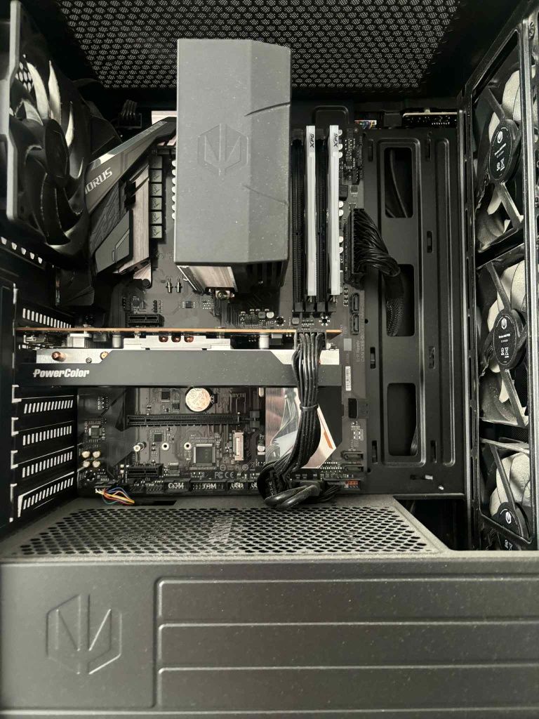 Komputer stacjonarny do gier – Ryzen 5 5500 + RX 6600 | Z akcesoriami