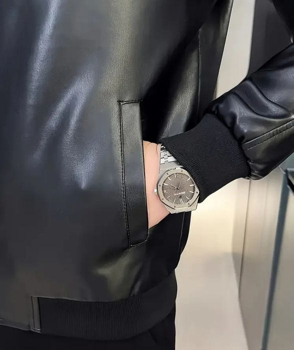 Чоловіча шкіряна куртка бомпер