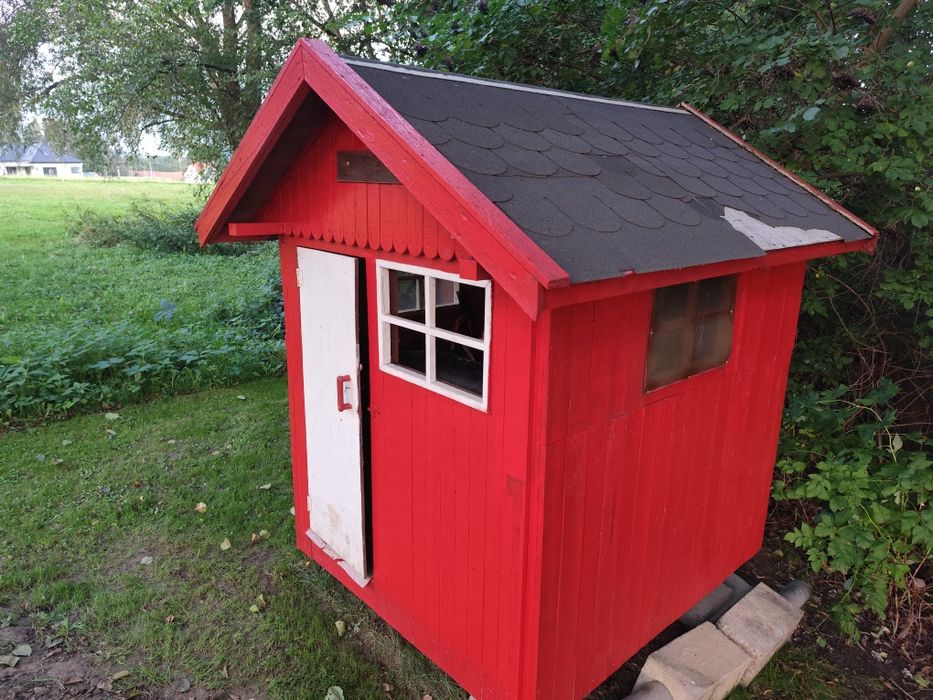 Domek drewniany  dla dzieci