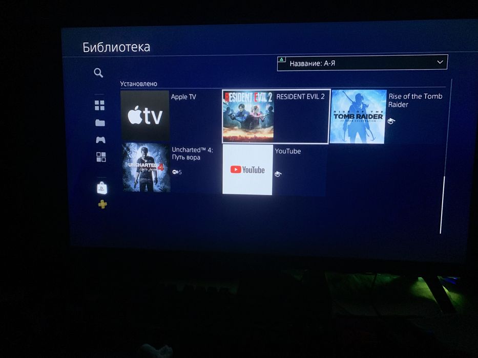 Продам PS 4 Pro 500 гб ссд комплект + аккаунт