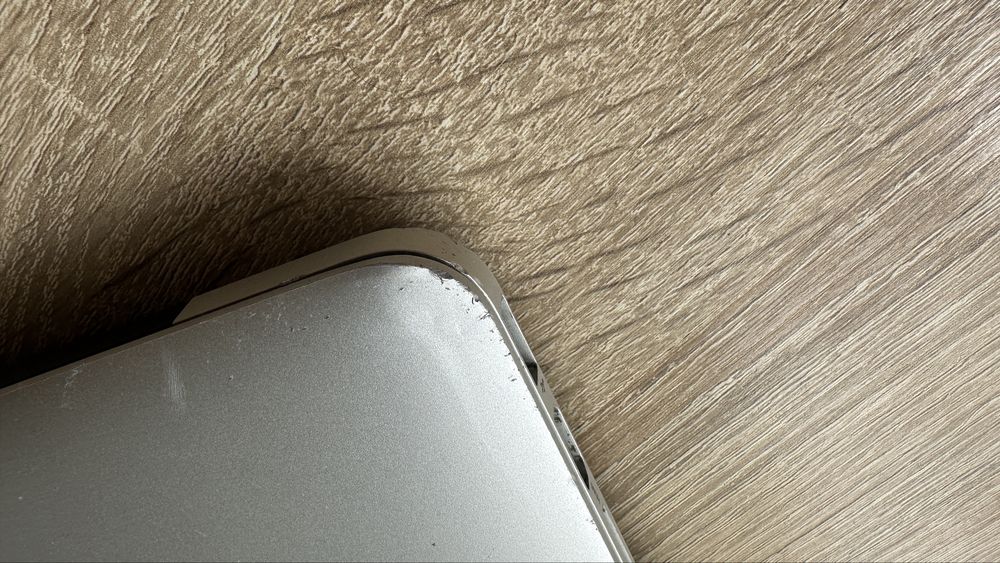 Продається Mac Book