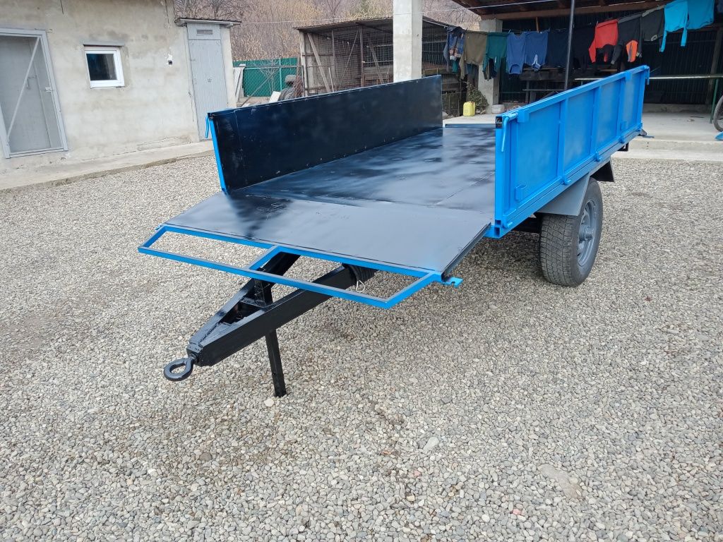 Прицепи до тракторів