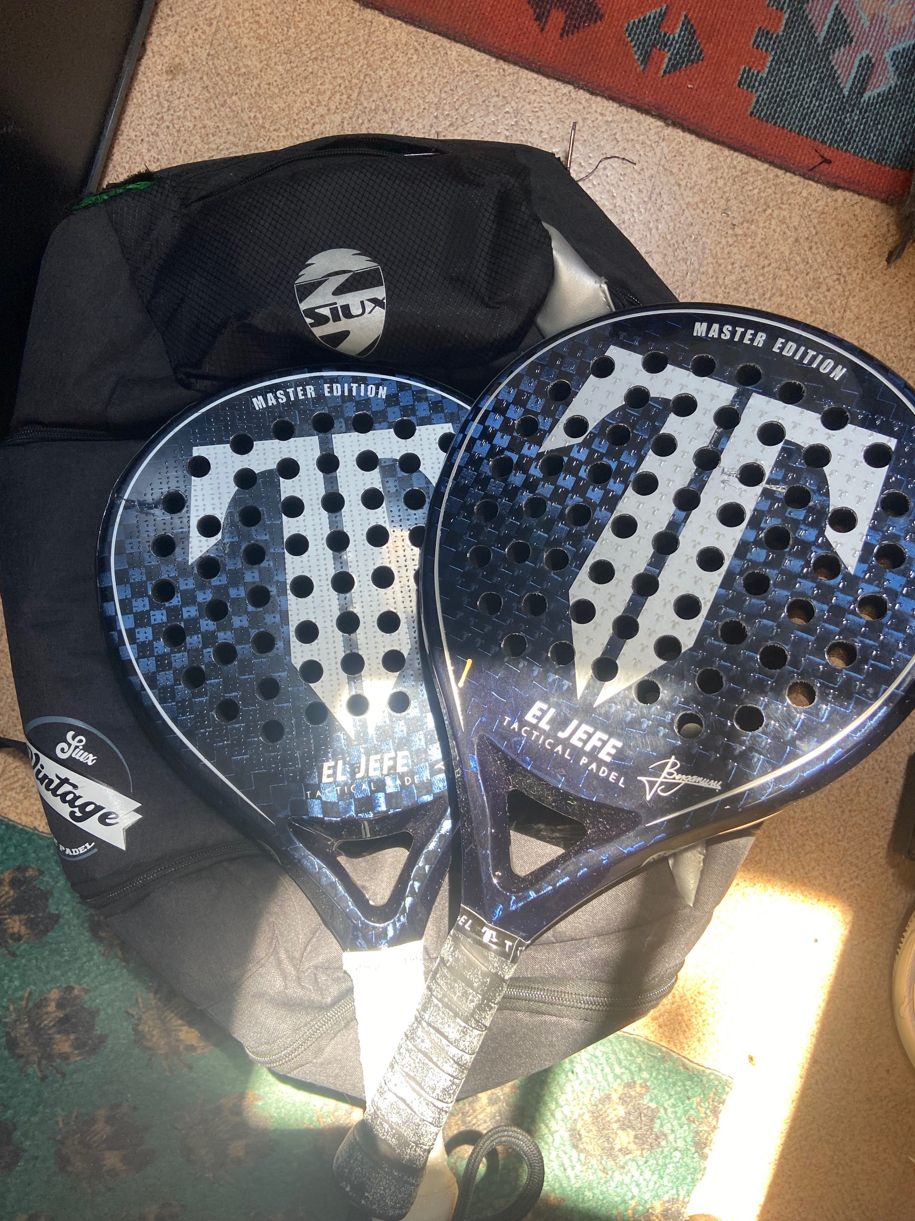 Raquete de padel e Raqueteira