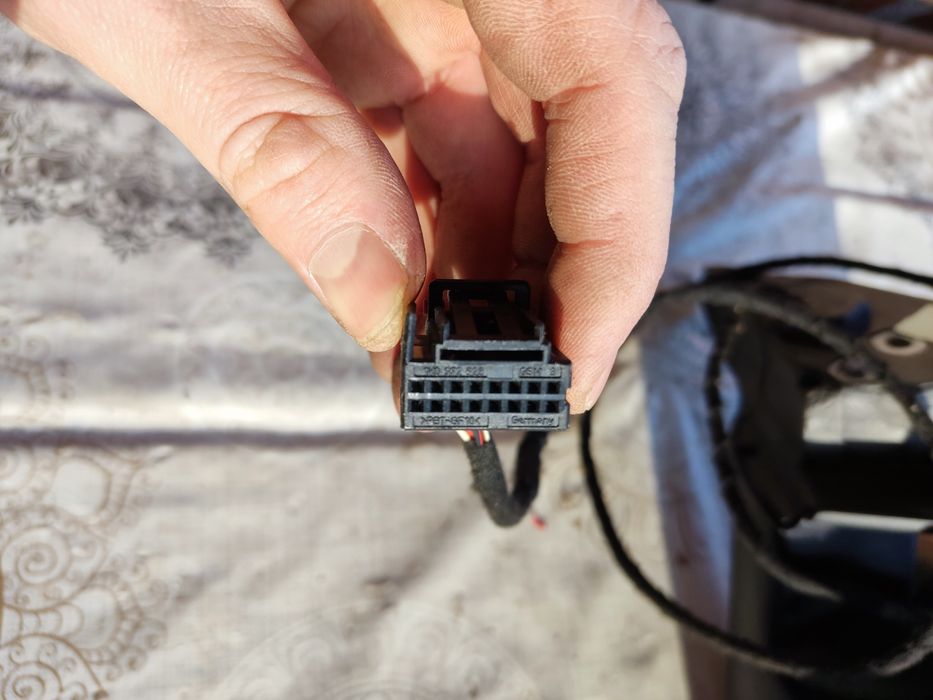 Зеркало Skoda Yeti праве