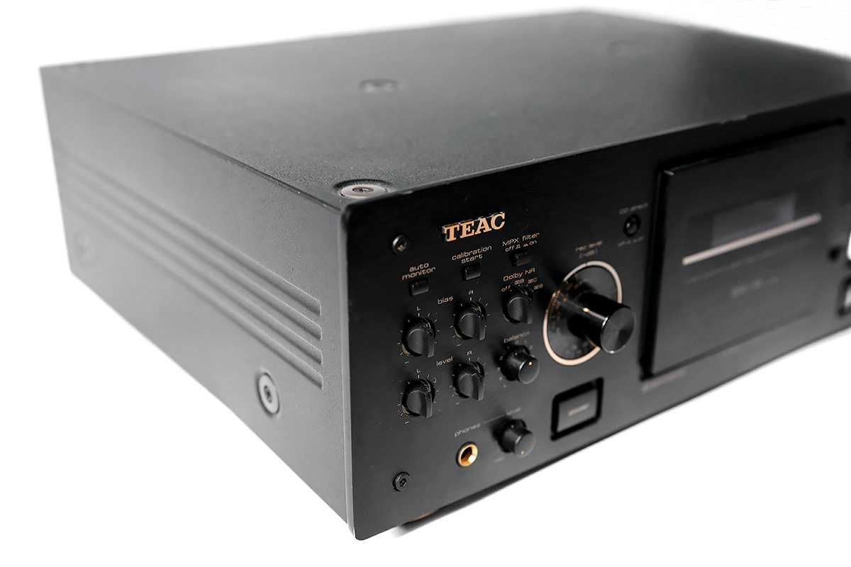 Magnetofon kasetowy Teac V-8030S