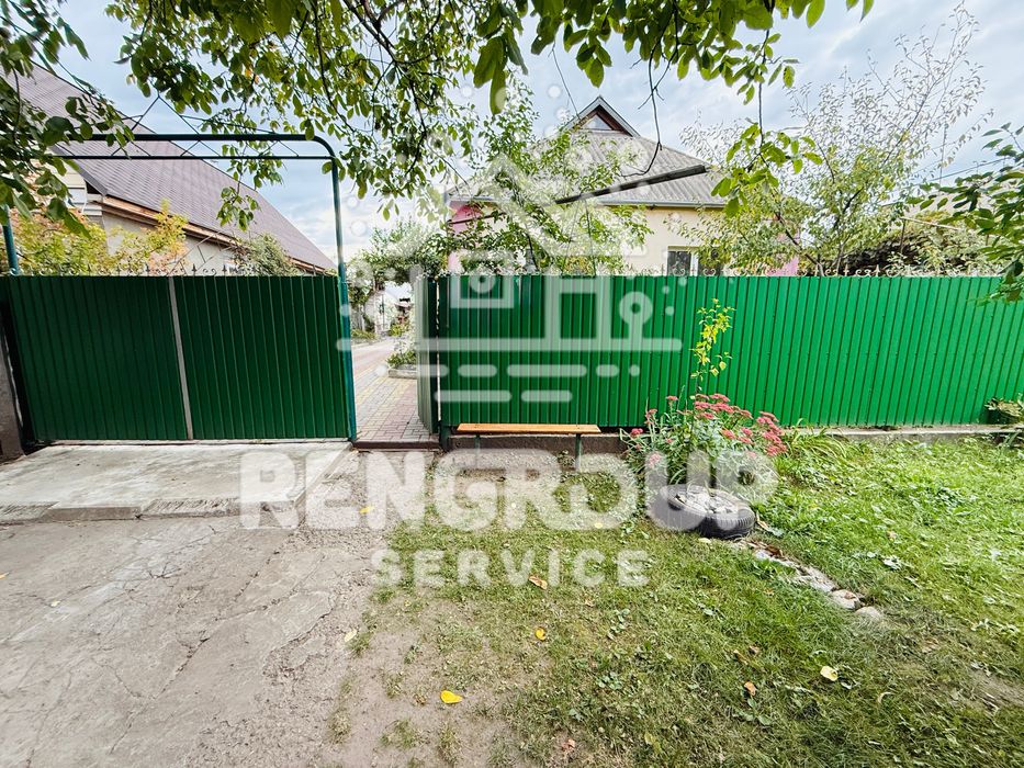 Продаж затишного будинку в м. Сміла р-н Гречківки